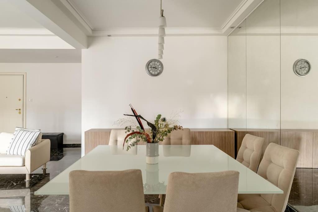 Elegant 2Bd Evelpidon Apartment アテネ エクステリア 写真